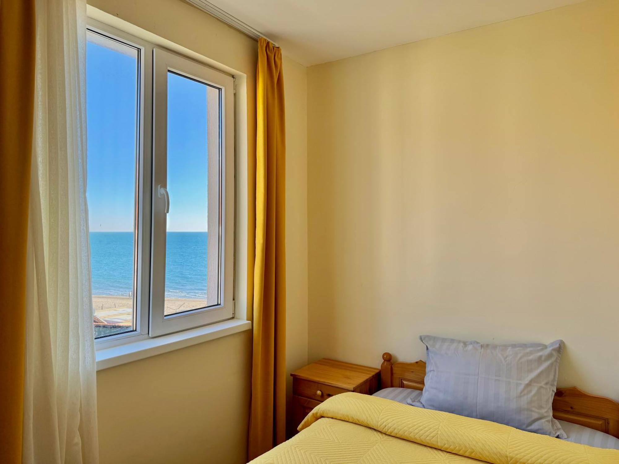 Beachfront Havana Sveti Vlas Eksteriør bilde